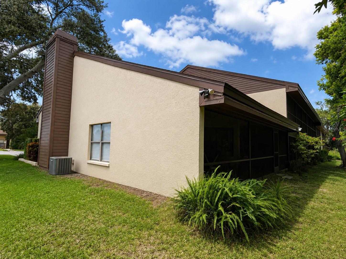 2816 Countrybrook Dr #l16 Property Photo 29