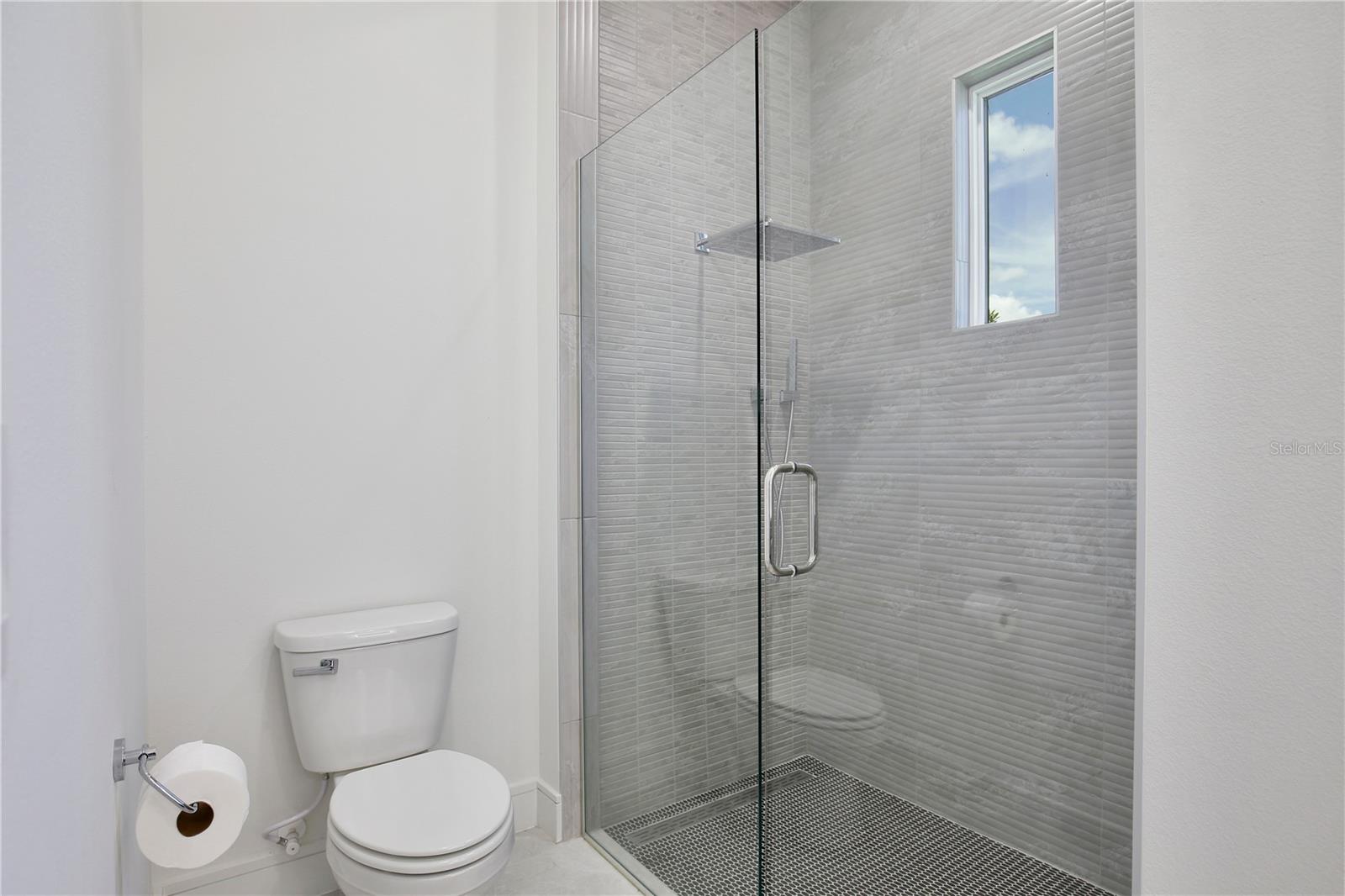 3008 Kensington Ave Property Photo 33