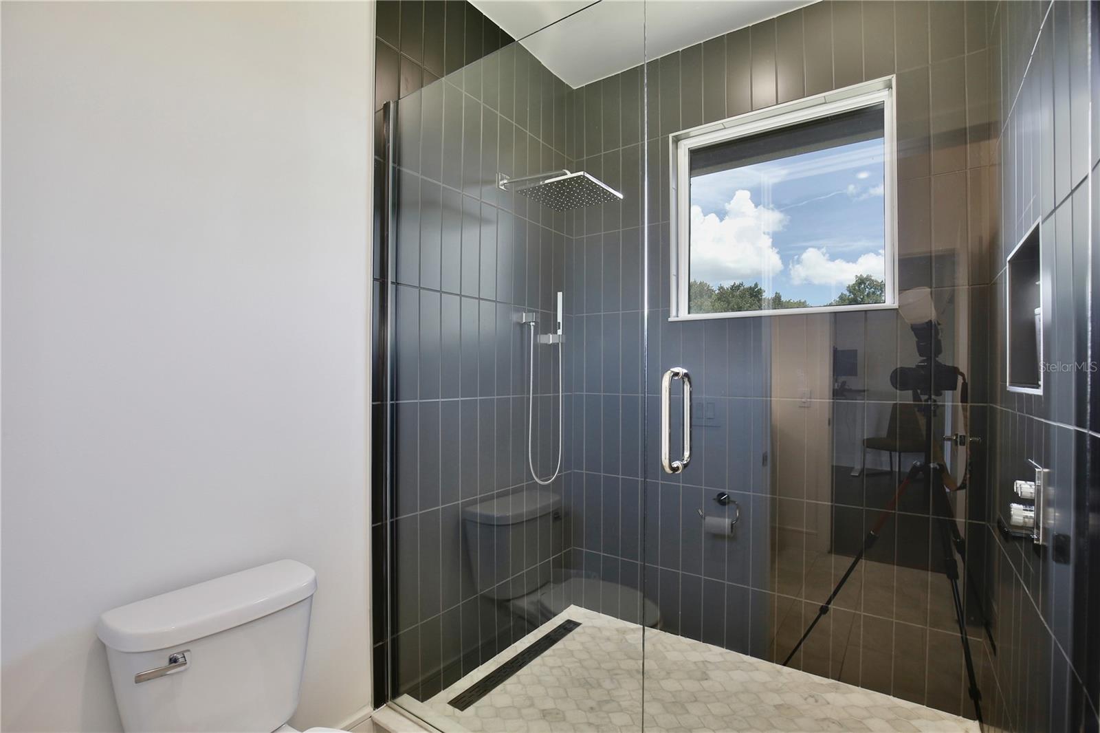 3008 Kensington Ave Property Photo 38