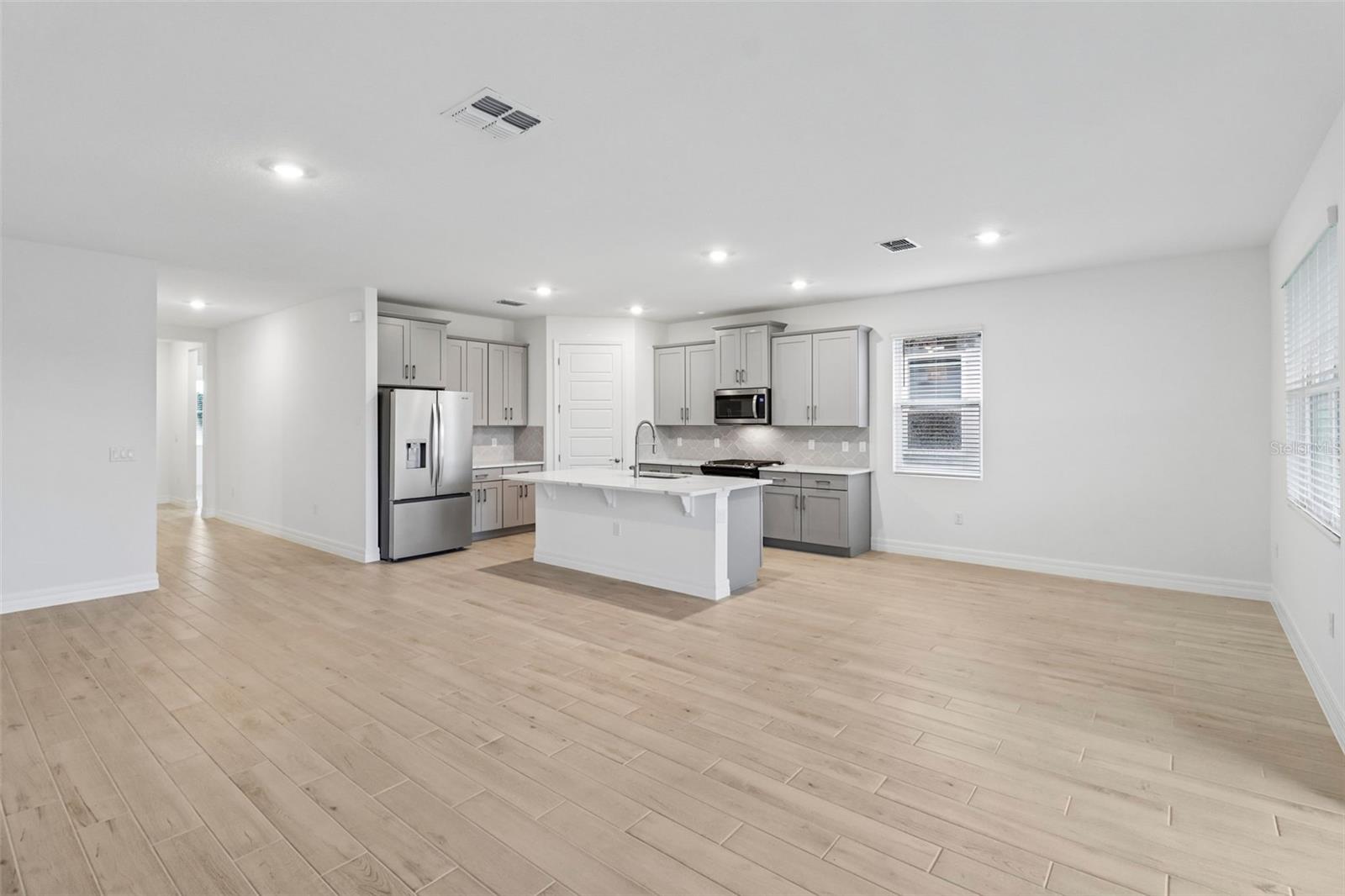 3949 Kennebunk Loop Property Photo 6
