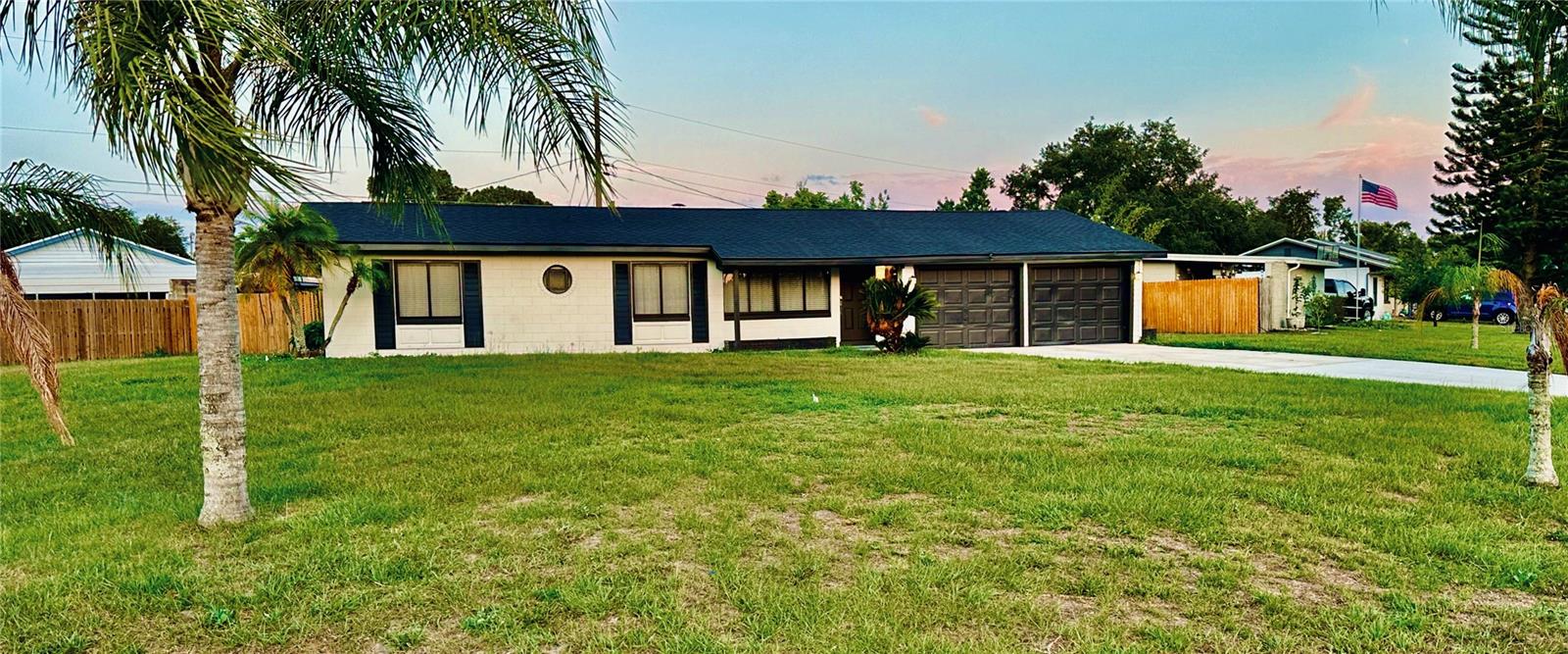 1886 CLEMATIS LN
