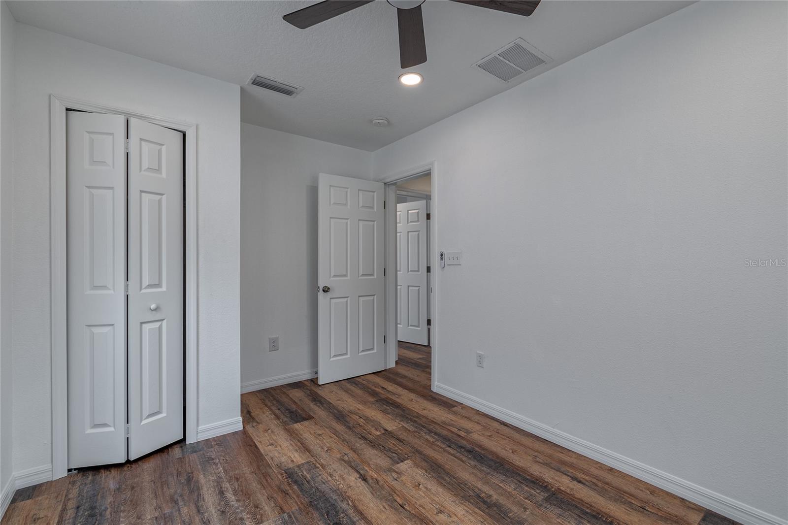 1015 Mack Ave Property Photo 11