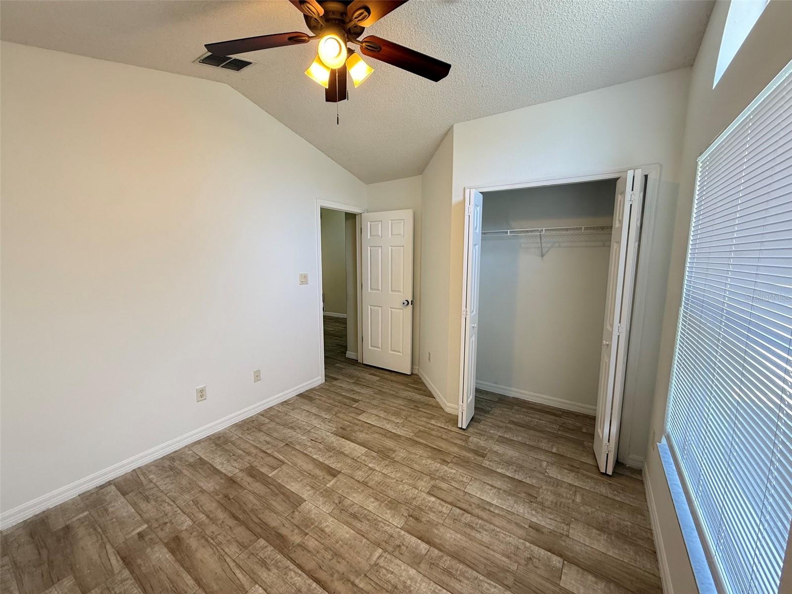 1221 Singleton Cir Property Photo 10