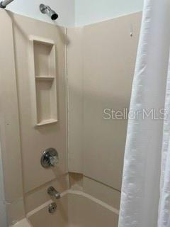 2112 Ne 38th Ave Property Photo 33