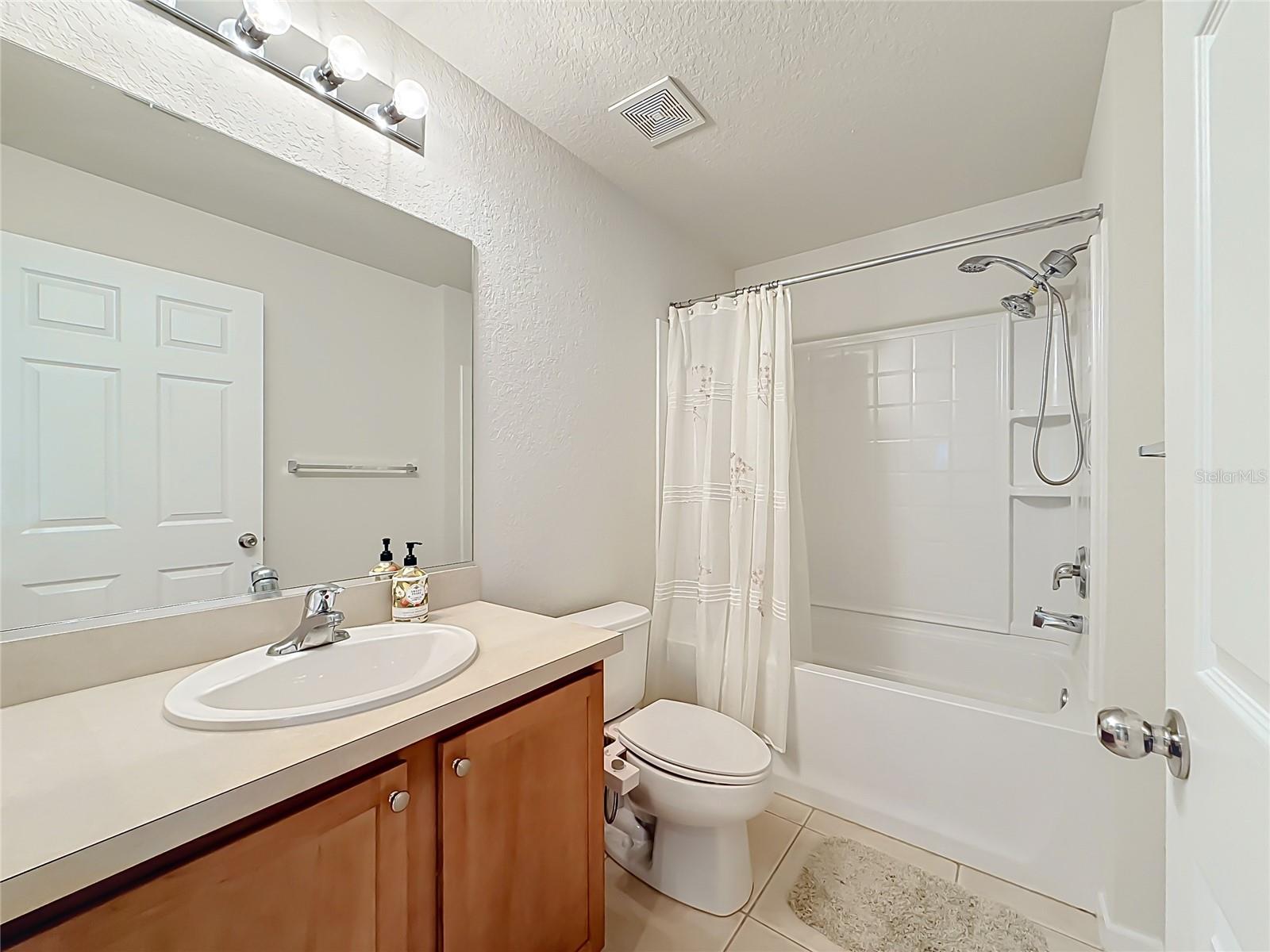 5669 Sw 40th St Property Photo 44