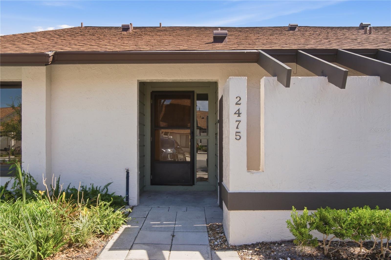 2475 Tahoe Cir Property Photo 4