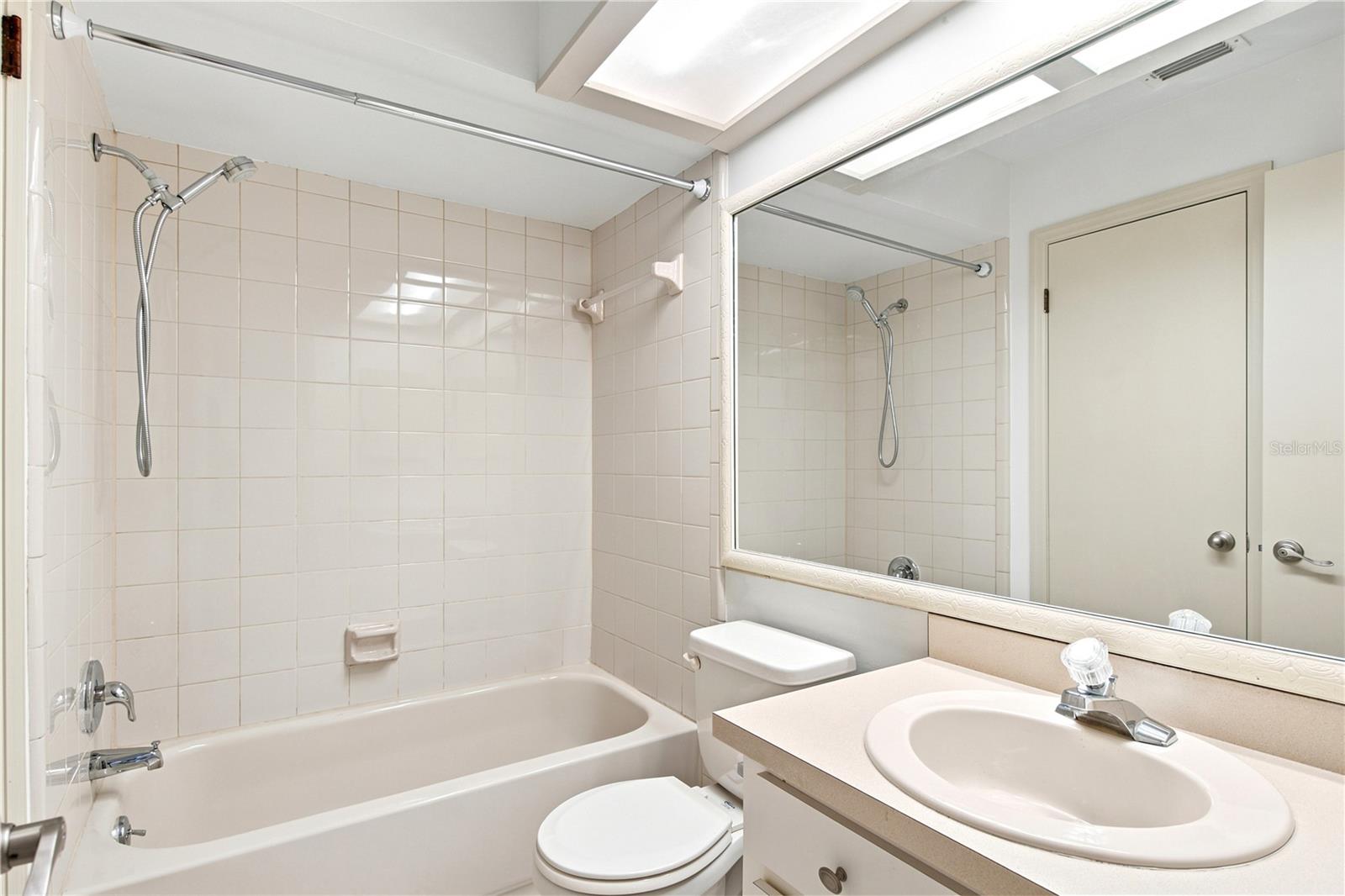 2475 Tahoe Cir Property Photo 20
