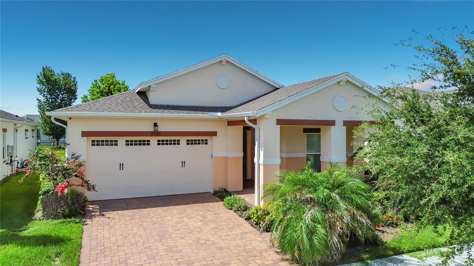 2720 GREENLANDS ST Property Photo 1
