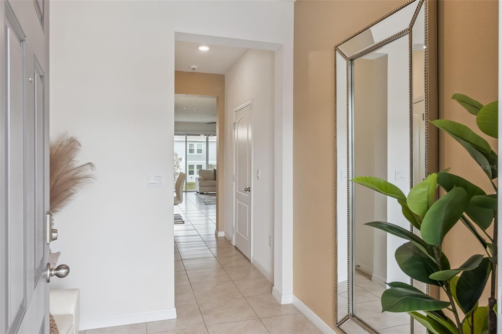 1707 Wooden St Property Photo 3