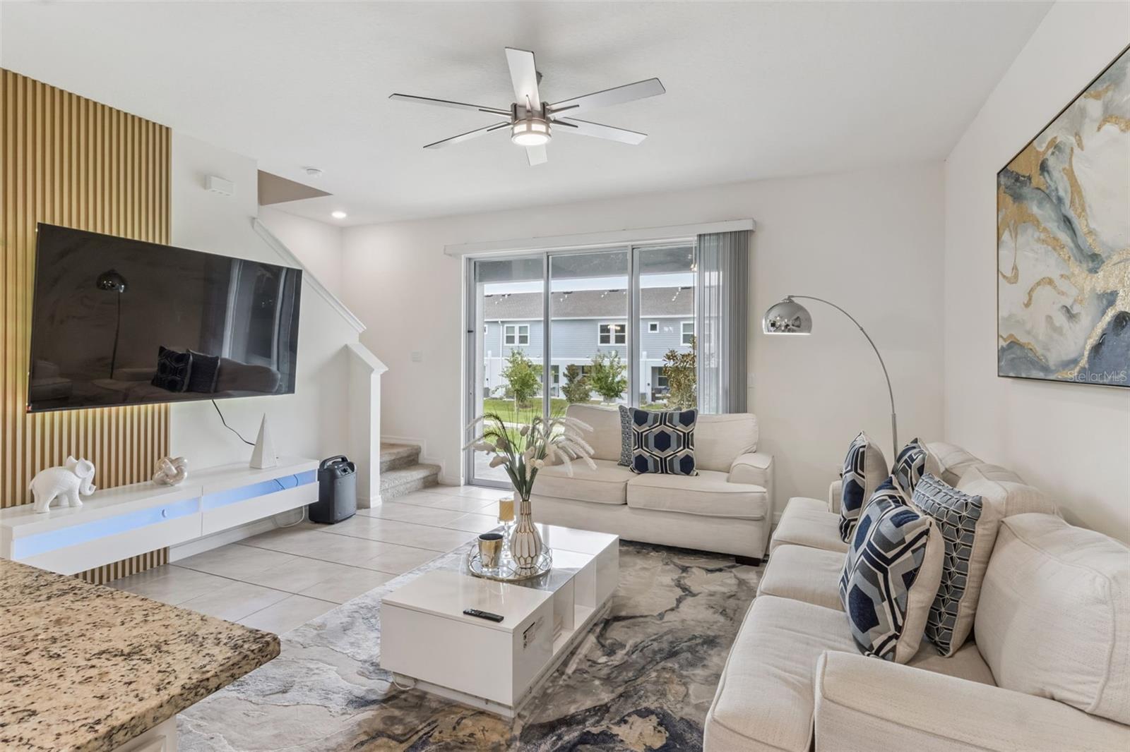 1707 Wooden St Property Photo 4