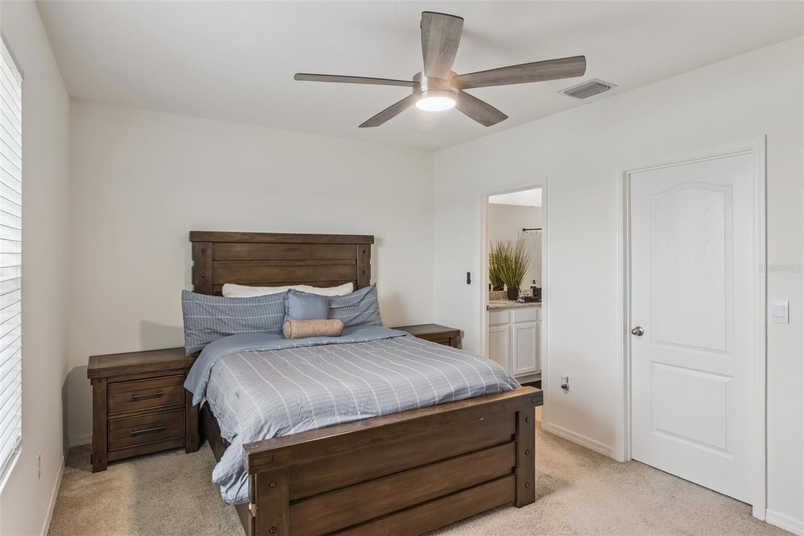 1707 Wooden St Property Photo 10
