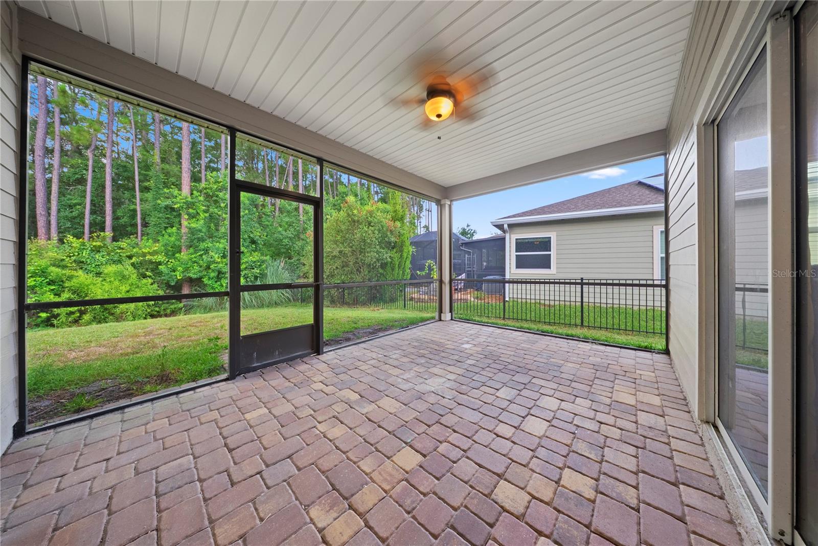 136 Montserrat Dr Property Photo 12