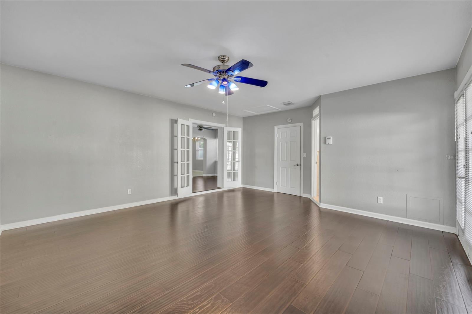 1811 Park Lake St Property Photo 21