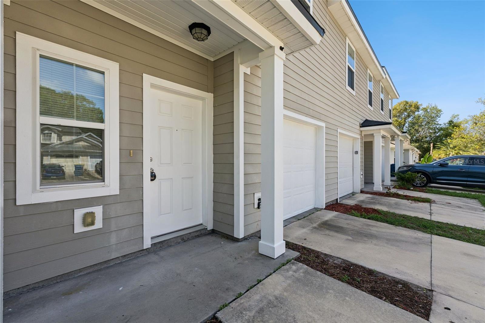 3551 Rain Forest Dr W Property Photo 3