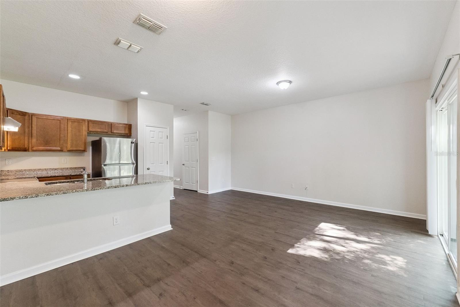 3551 Rain Forest Dr W Property Photo 8