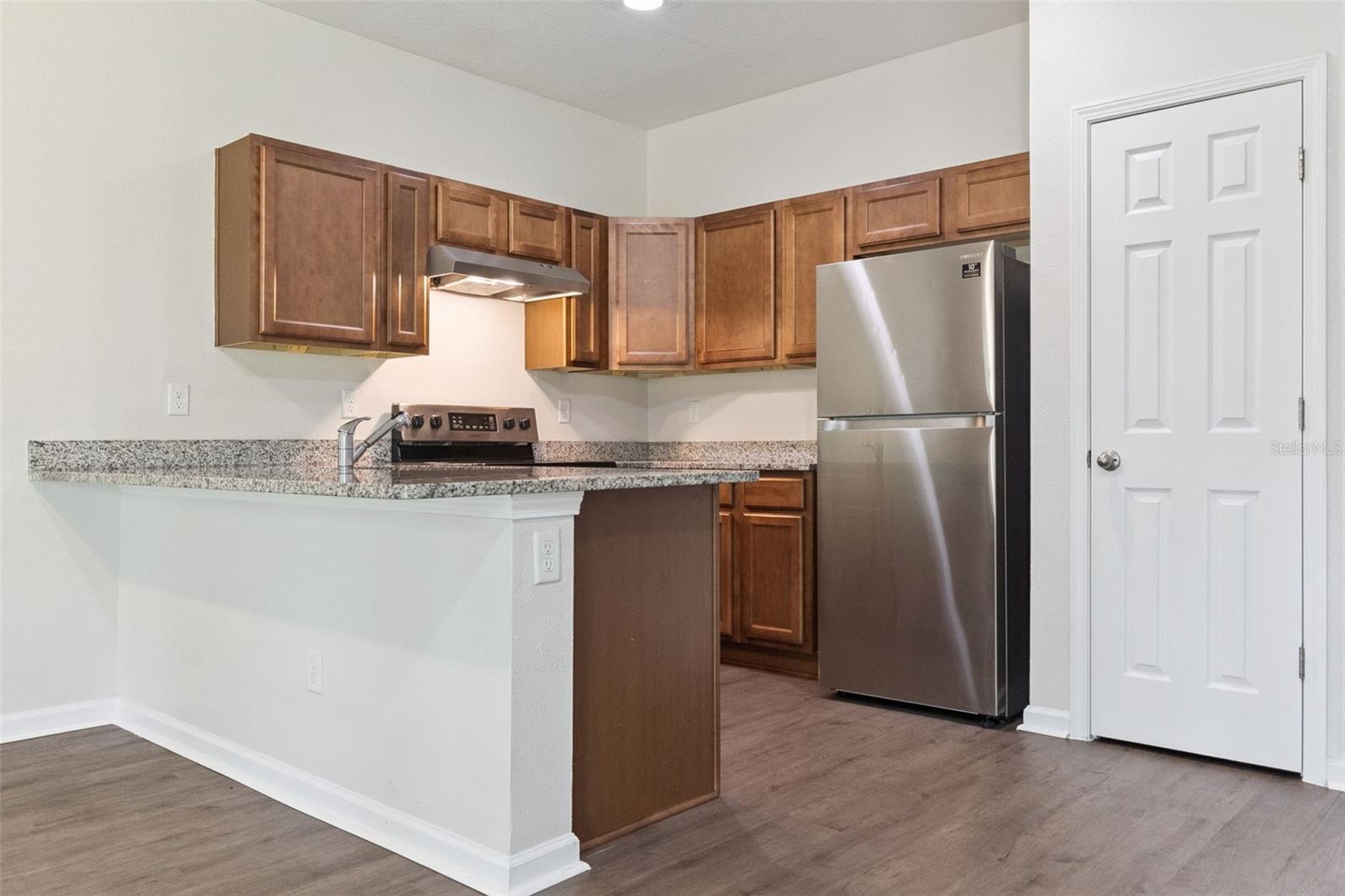 3551 Rain Forest Dr W Property Photo 10
