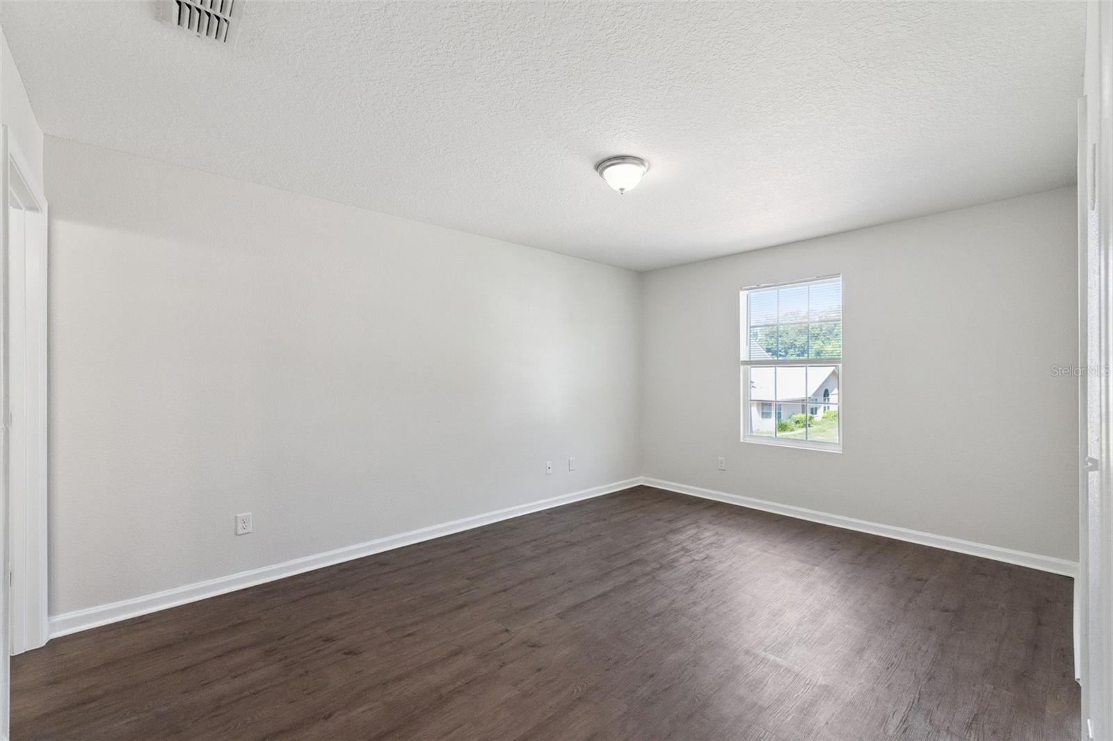 3551 Rain Forest Dr W Property Photo 21