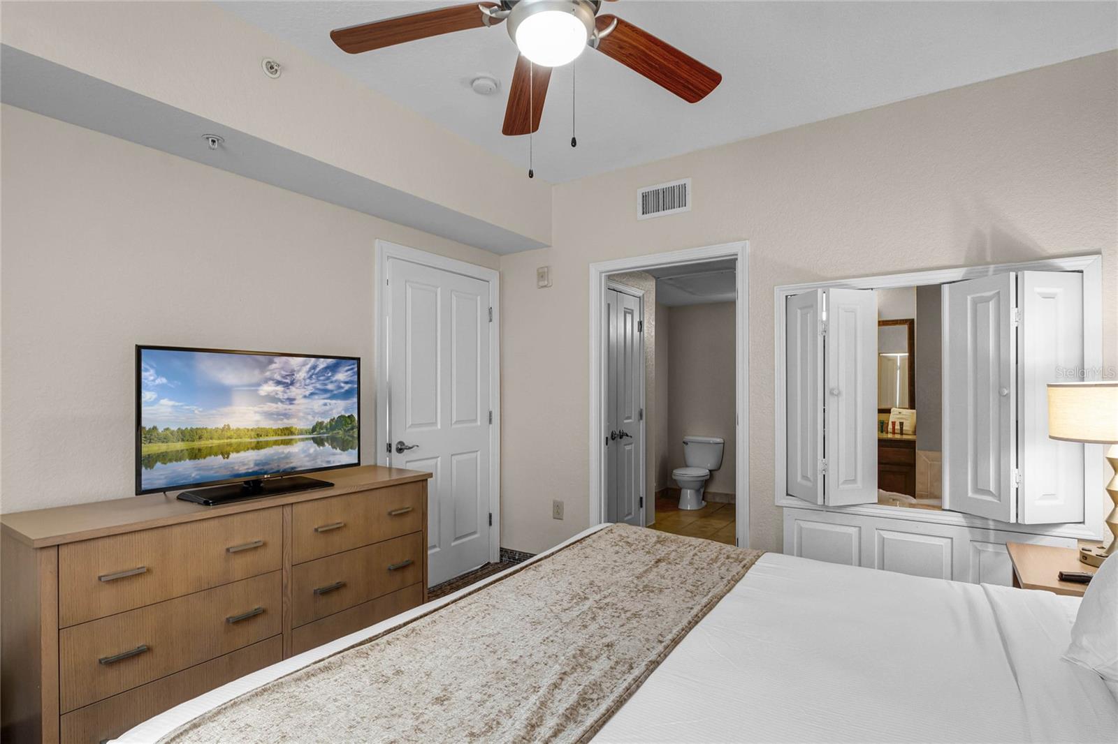12544 Floridays Resort Dr #106b Property Photo 15
