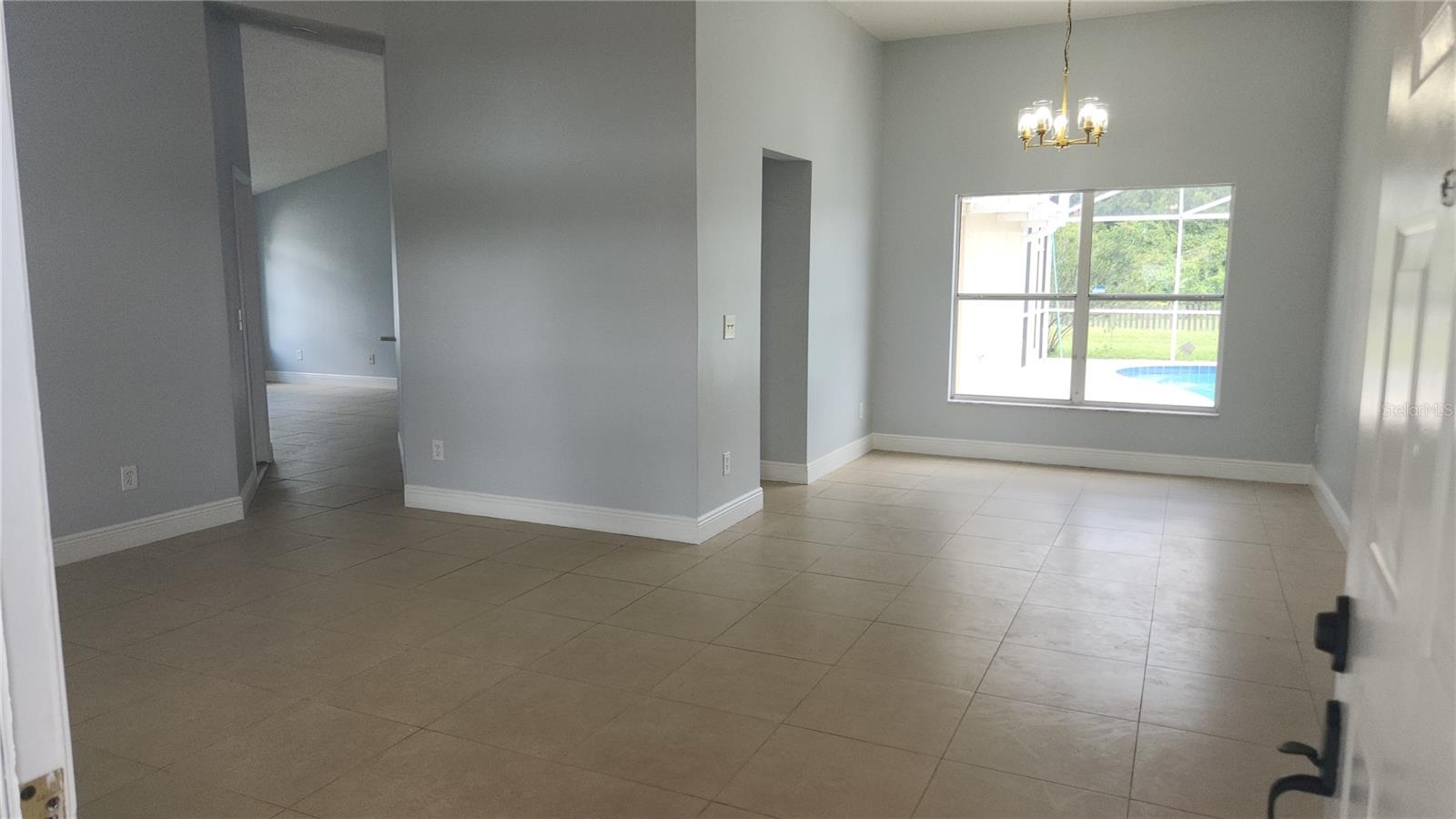 3119 Fairfield Dr Property Photo 4