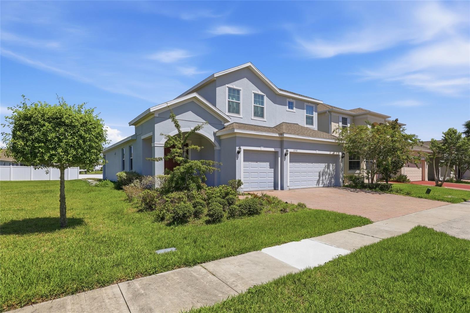 2252 Rush Bay Way Property Photo 2