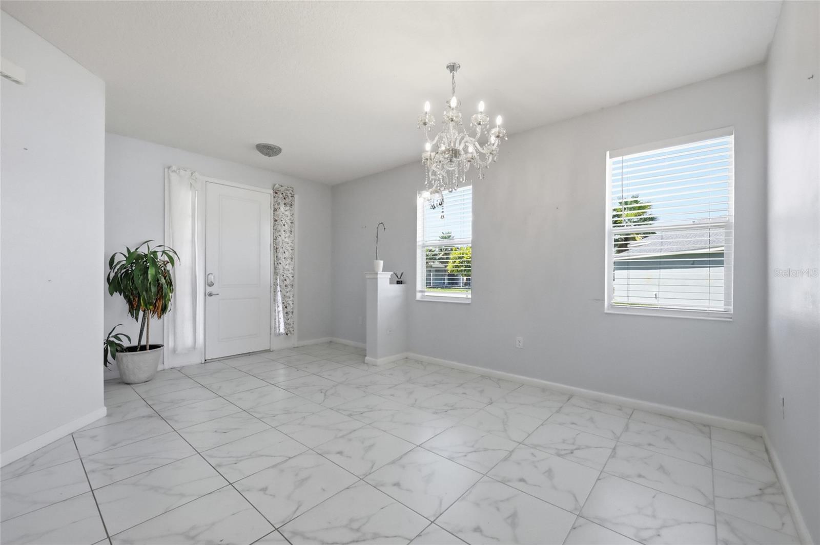 2252 Rush Bay Way Property Photo 7