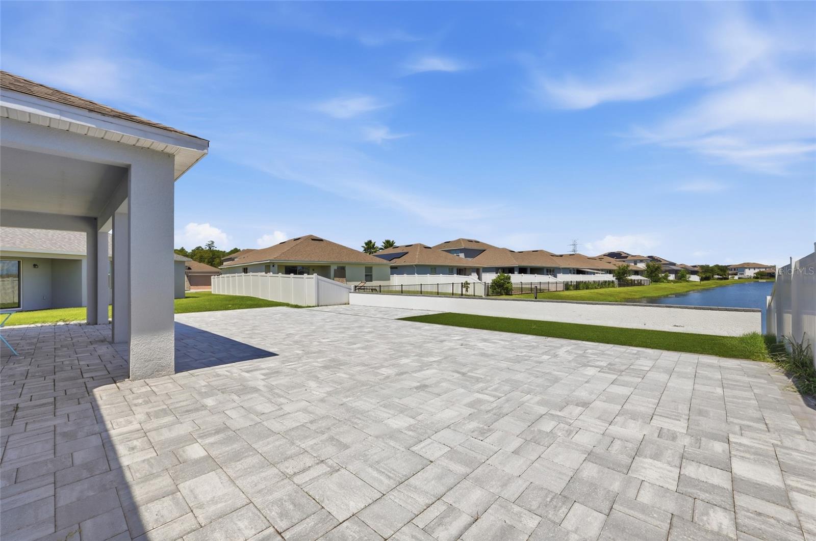 2252 Rush Bay Way Property Photo 32