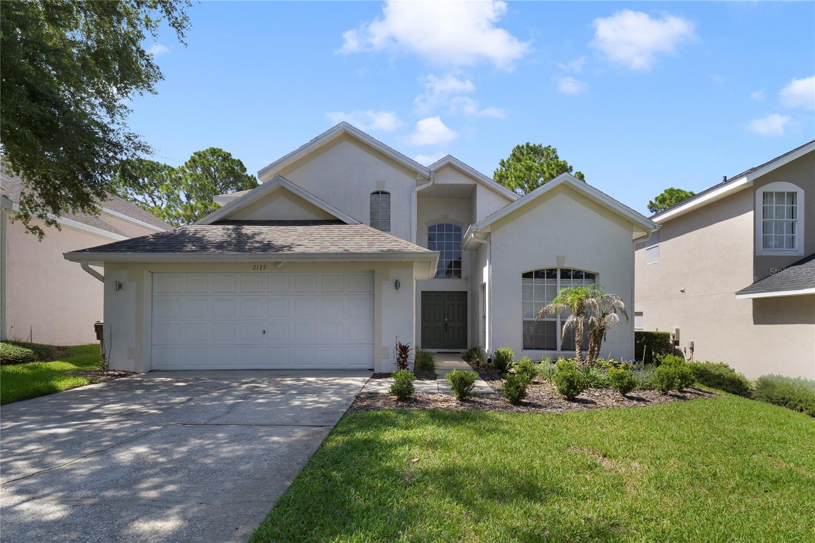 2135 Mallory Cir Property Photo 1