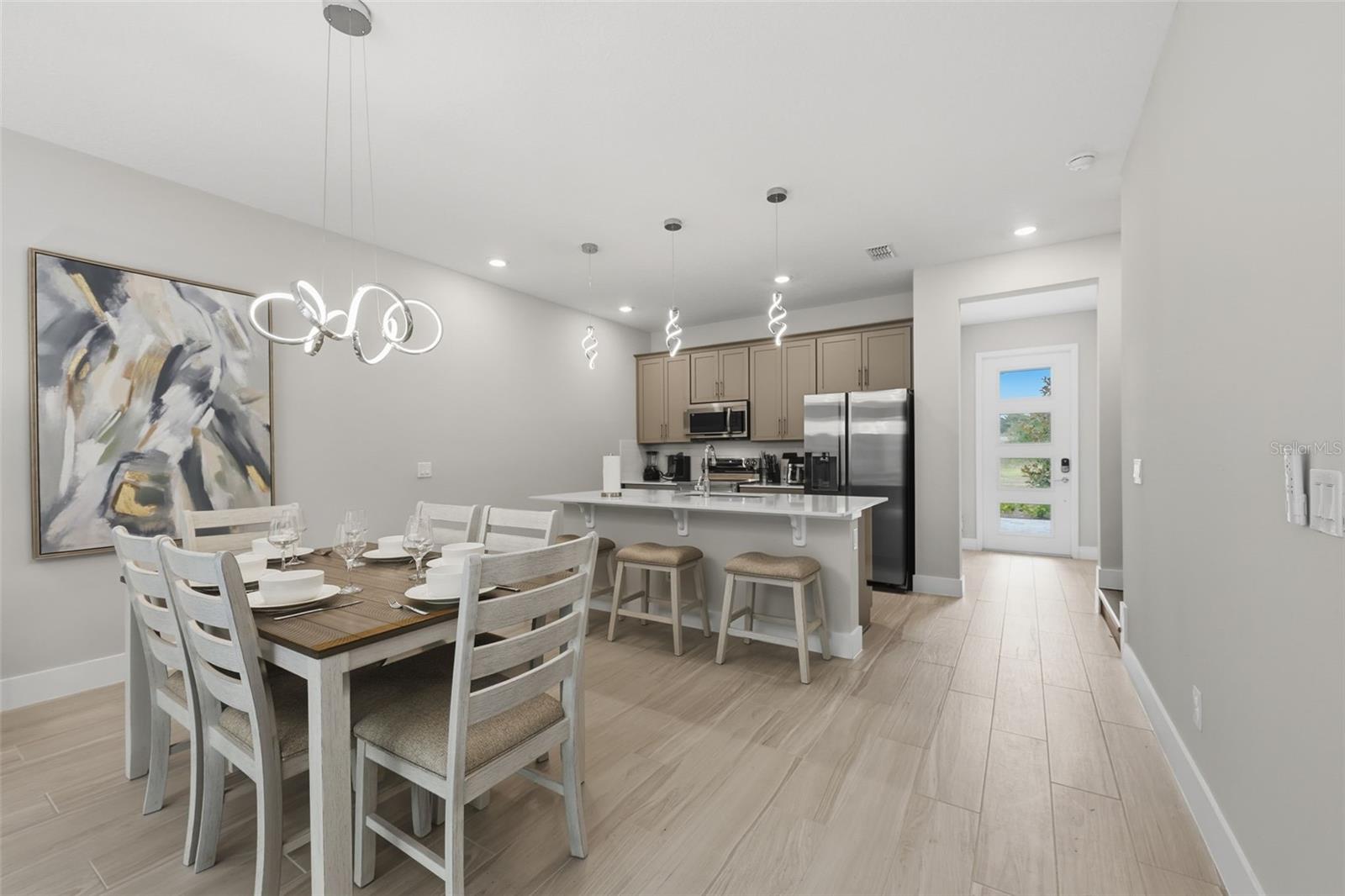 1216 Royal View Ter Property Photo 8