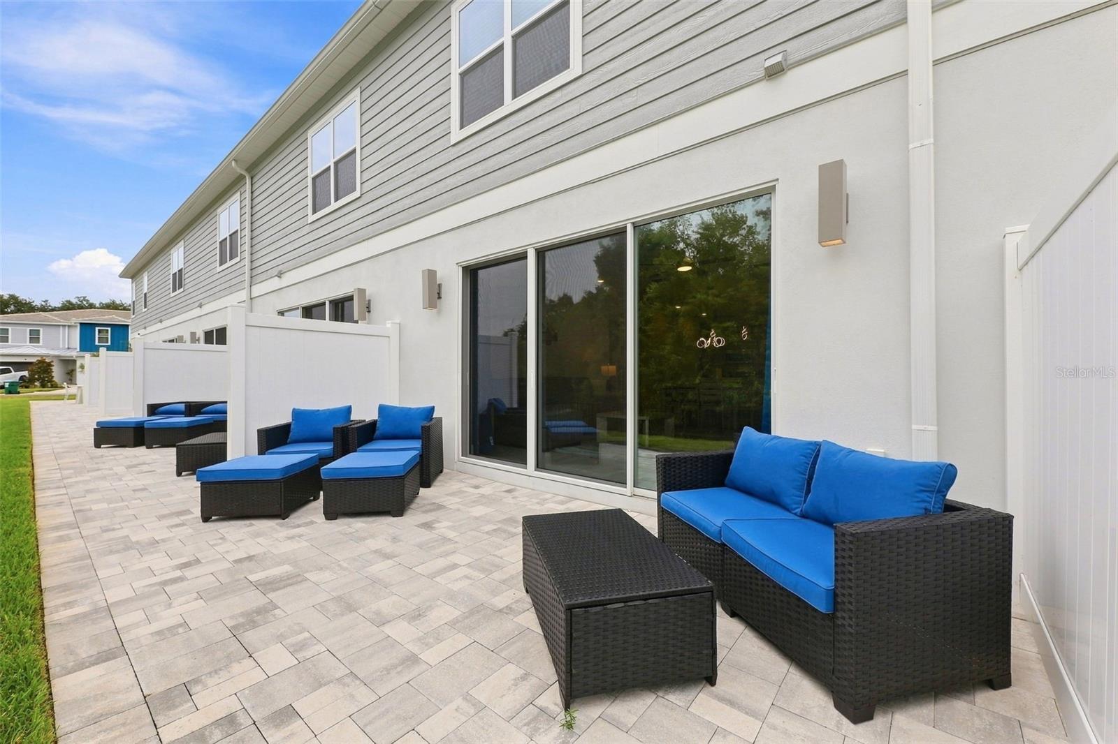 1216 Royal View Ter Property Photo 15