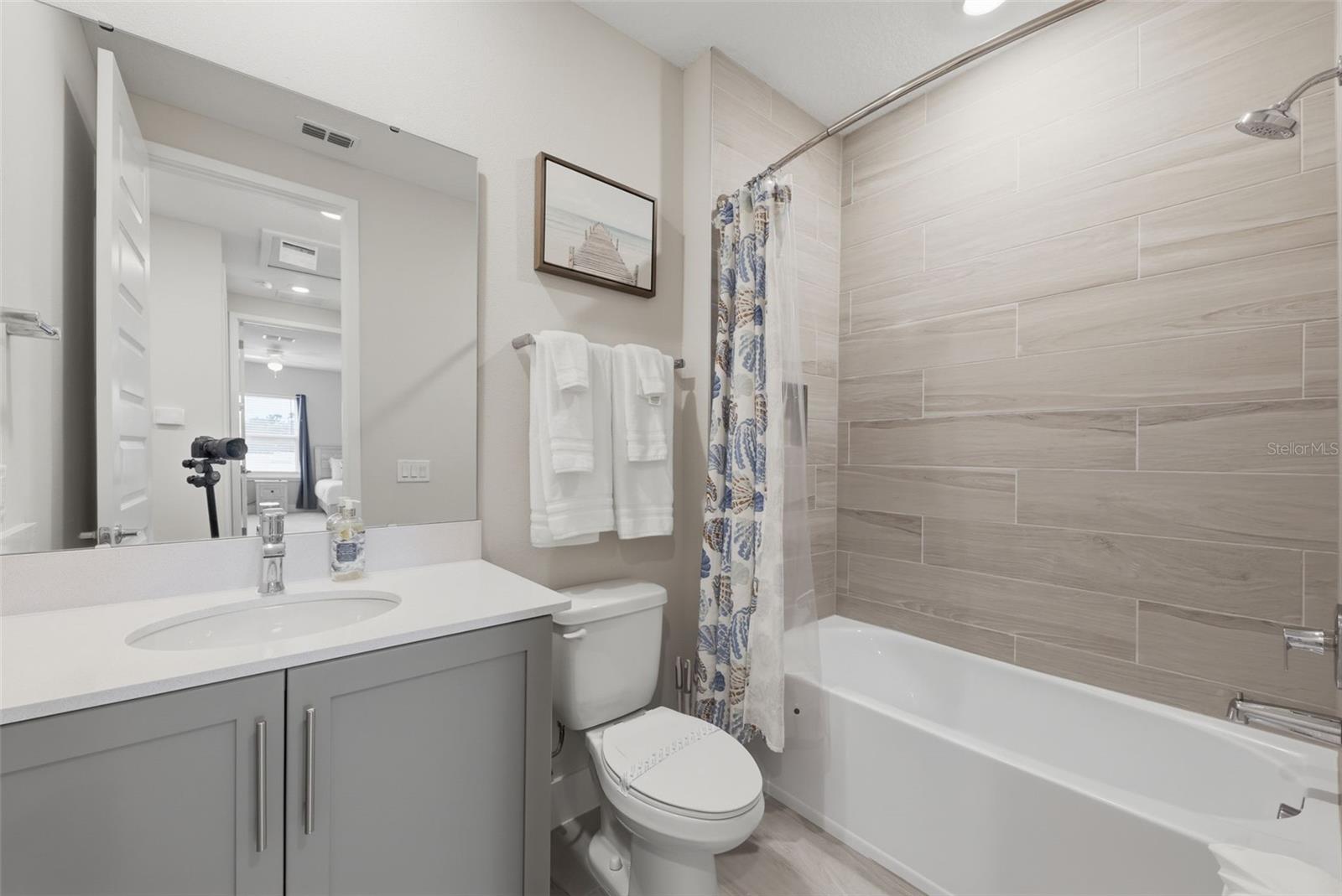 1216 Royal View Ter Property Photo 20