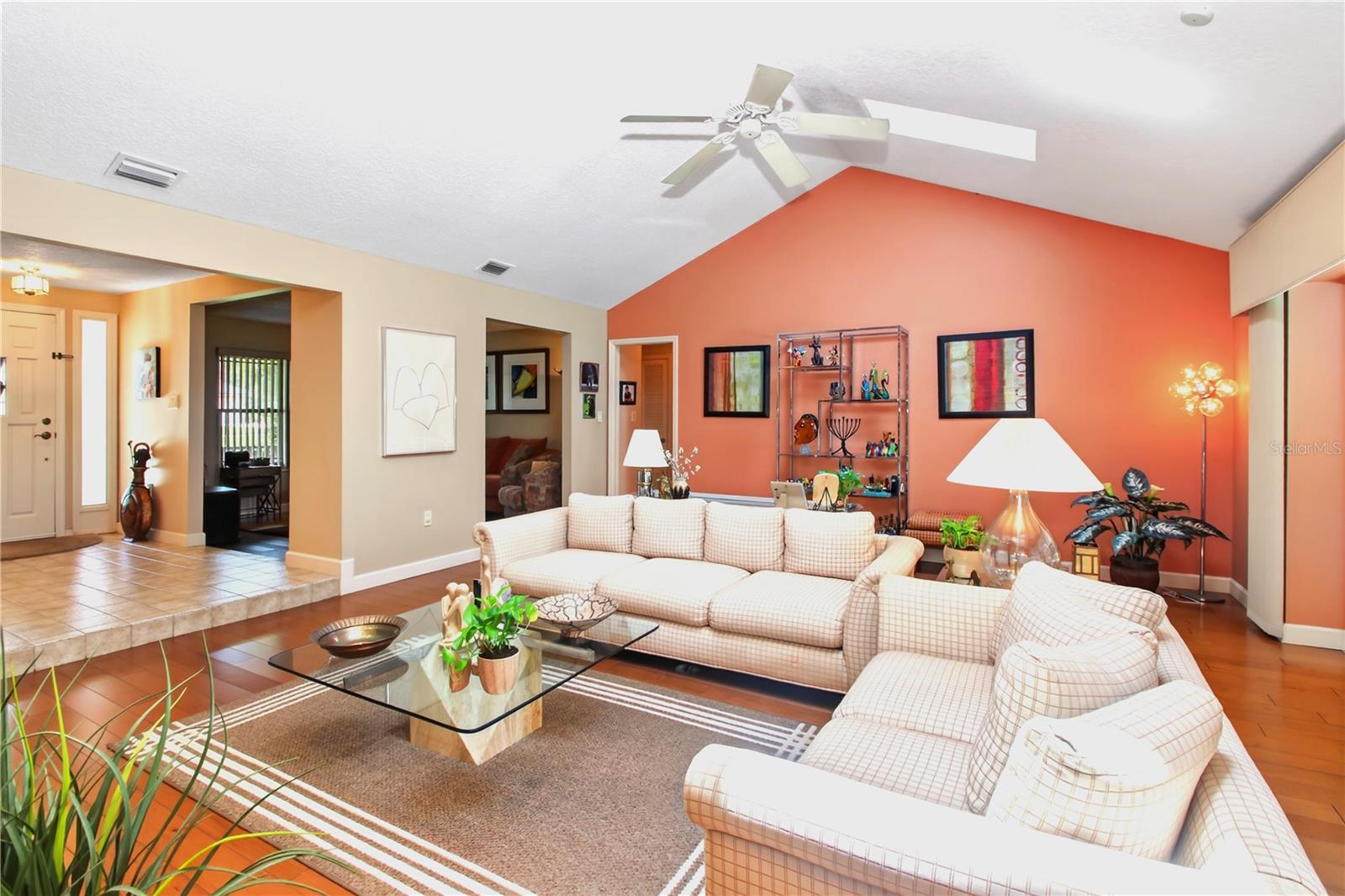 616 Riverpark Cir Property Photo 5
