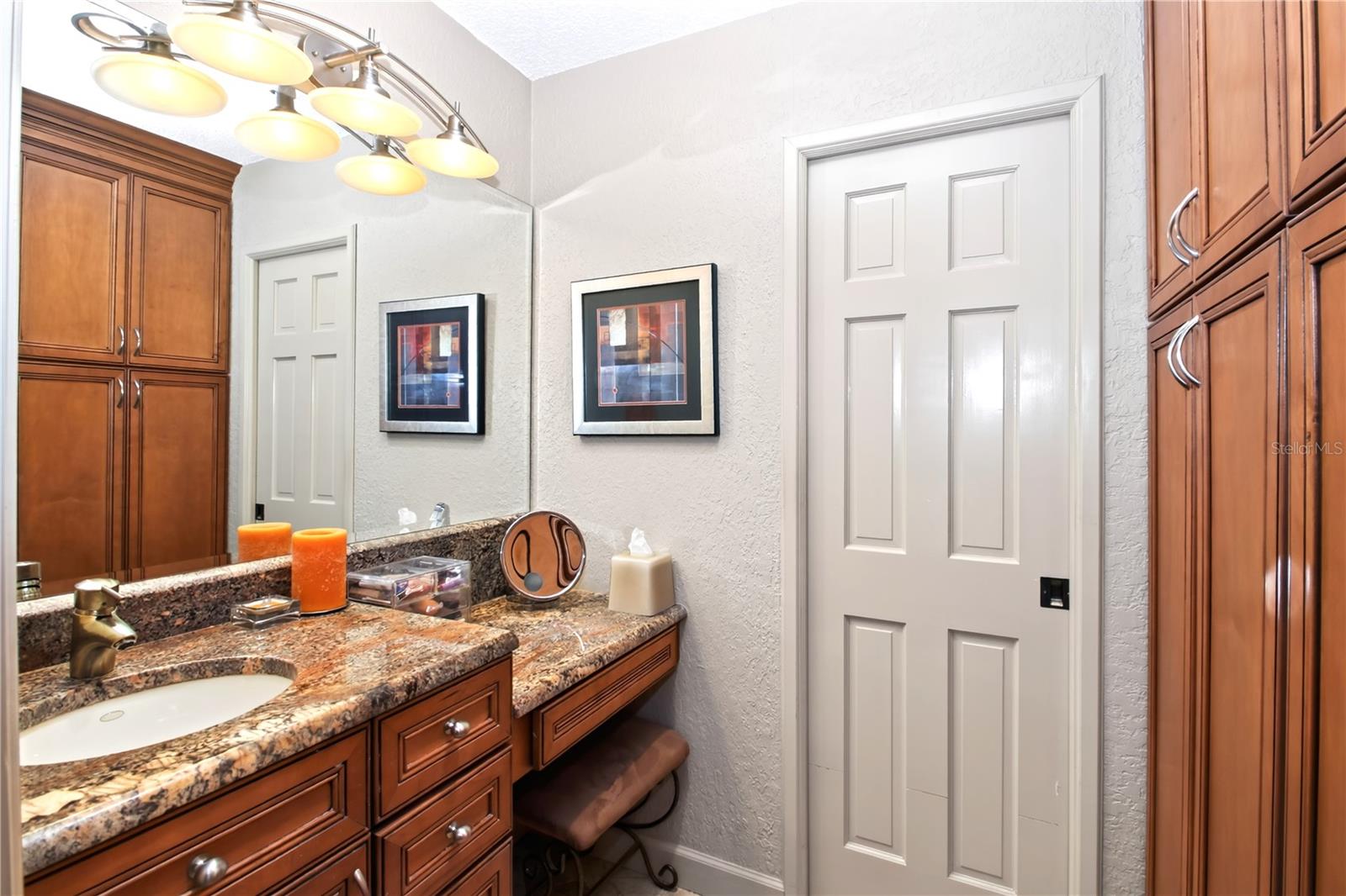 616 Riverpark Cir Property Photo 15