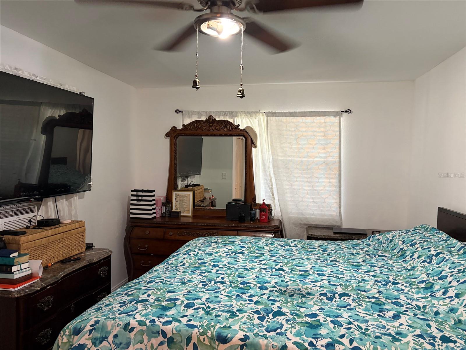908 S Solandra Dr Property Photo 16