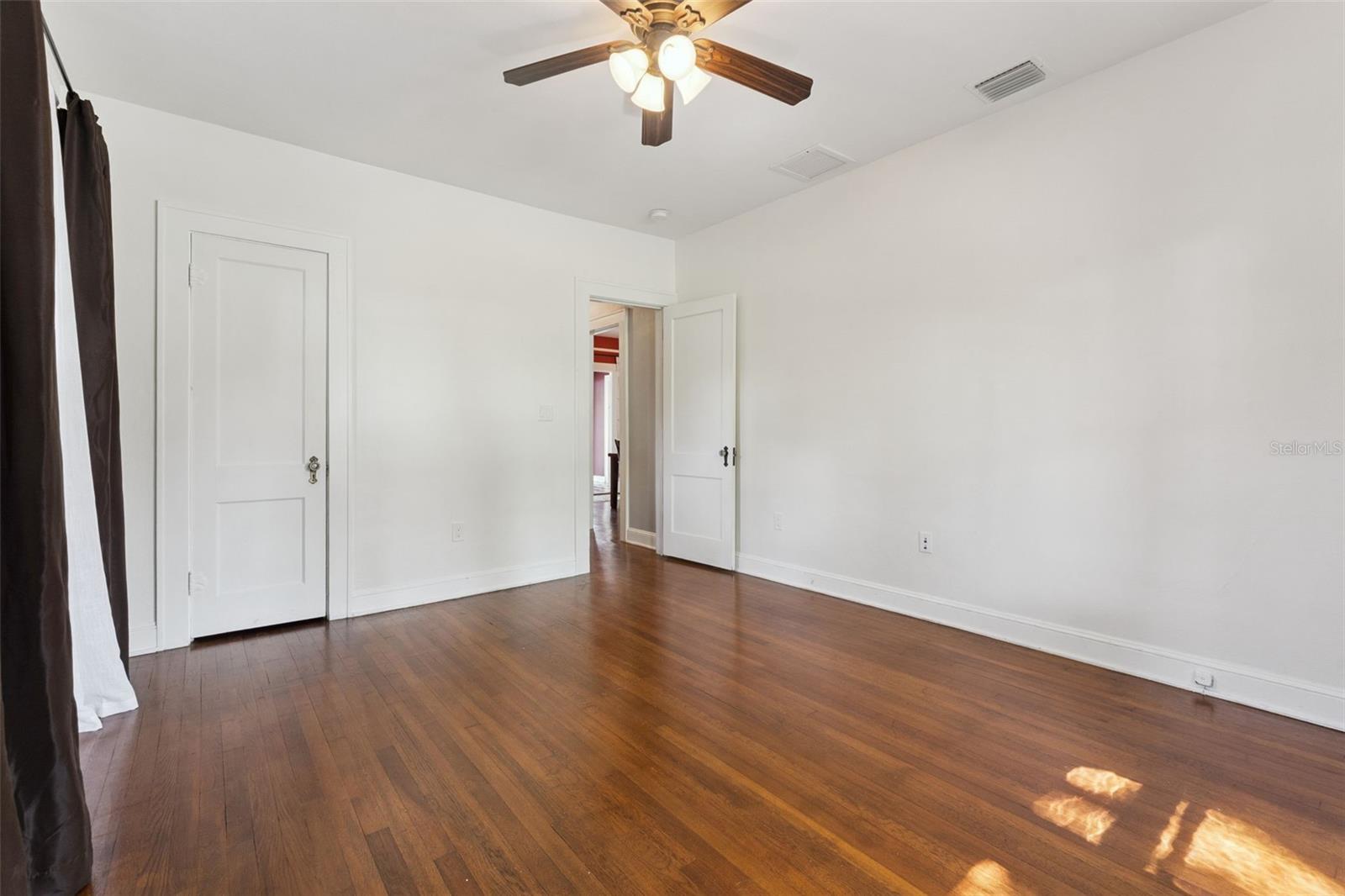 12 N Thornton Ave Property Photo 26