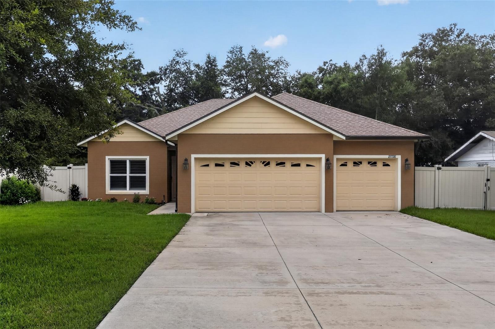 27728 LISA DR