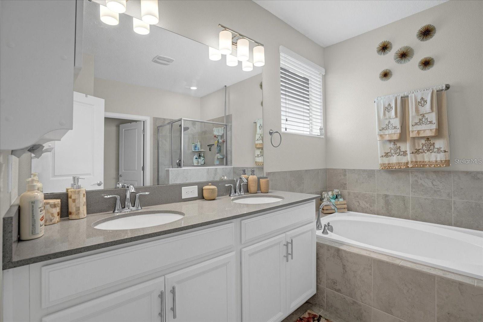 2909 Theme St Property Photo 10
