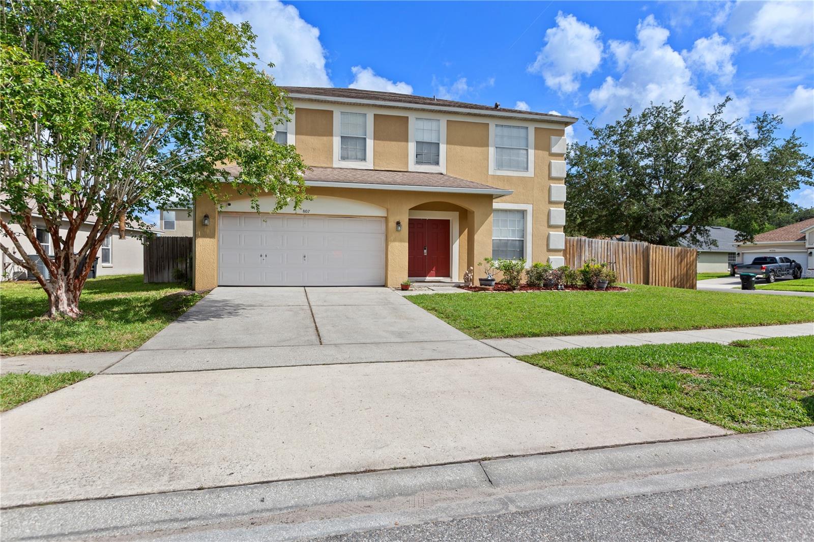 807 Jadestone Cir Property Photo 1