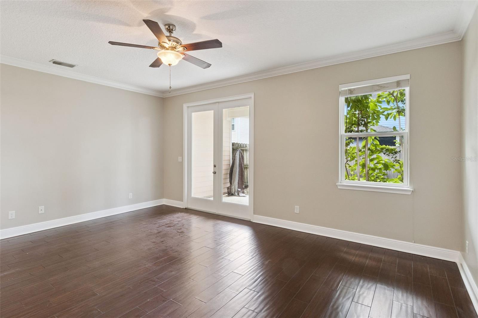 2544 Mayer St Property Photo 10