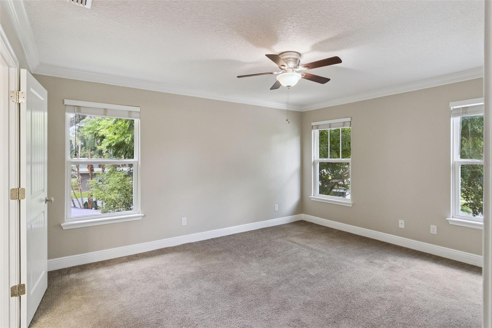 2544 Mayer St Property Photo 15