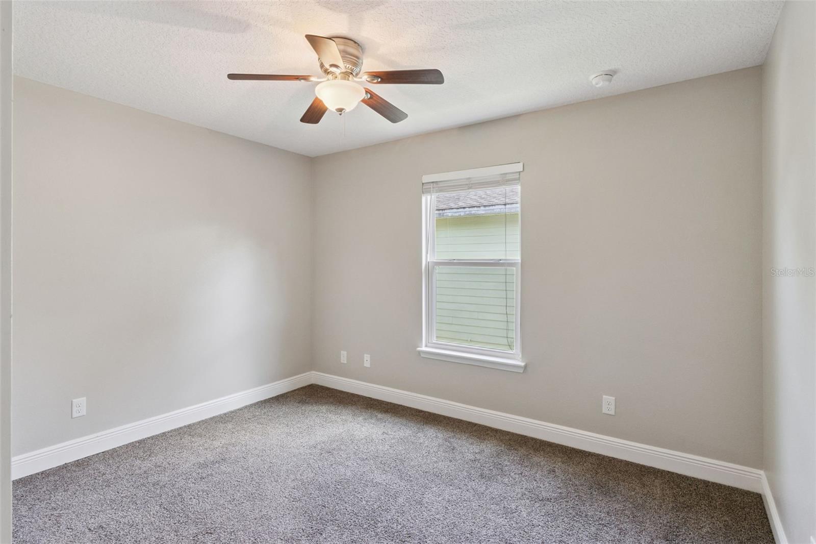 2544 Mayer St Property Photo 35