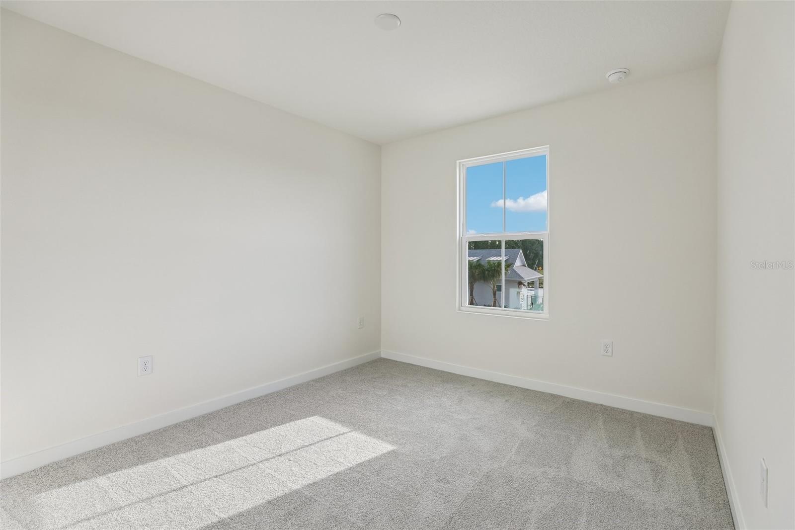 2704 Meadow Crest Dr Property Photo 28
