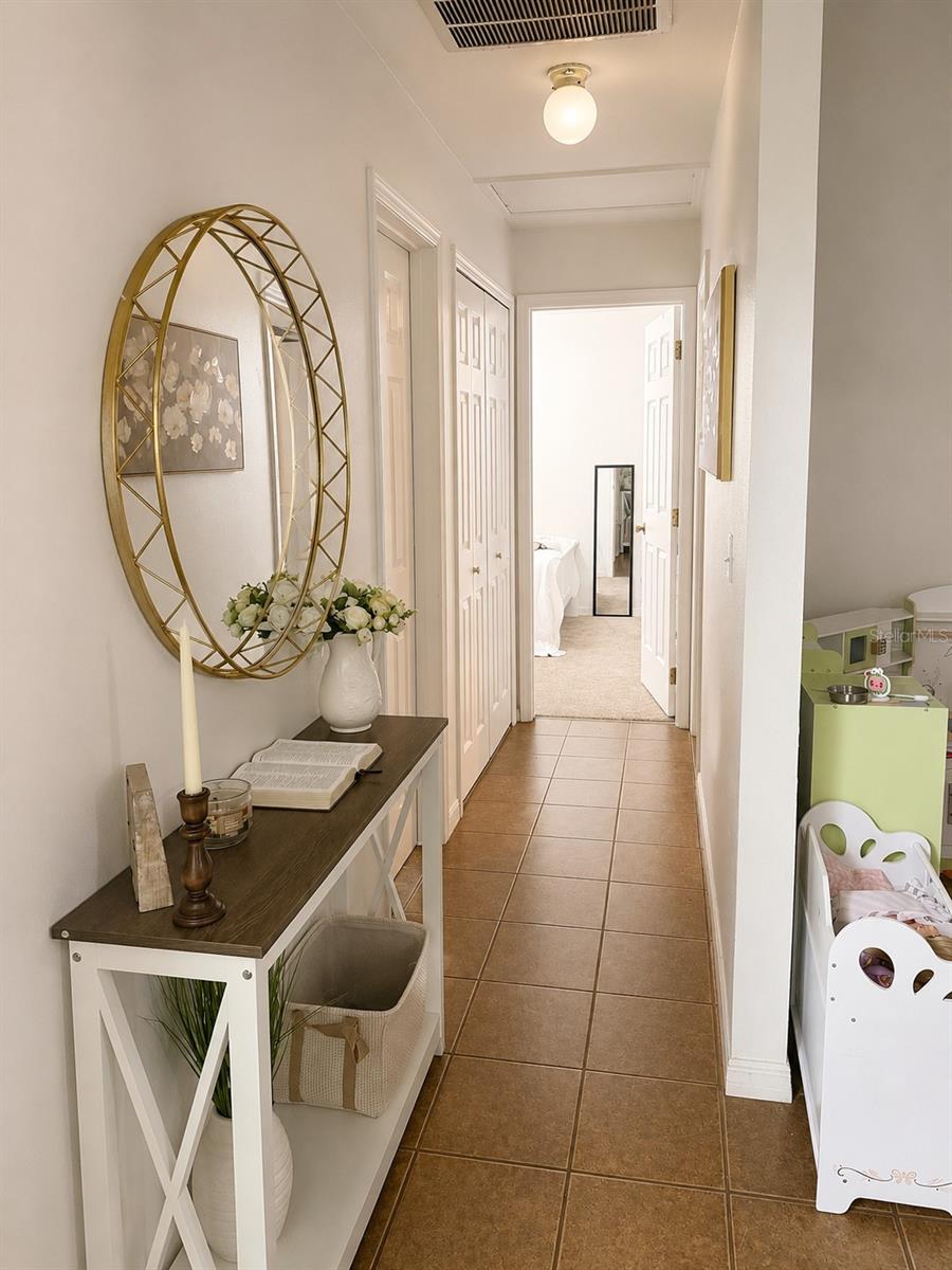 2113 N Normandy Blvd Property Photo 7