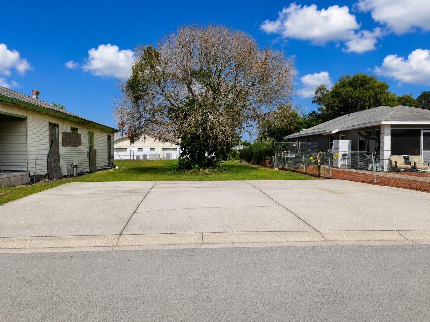 D St Property Photo 1