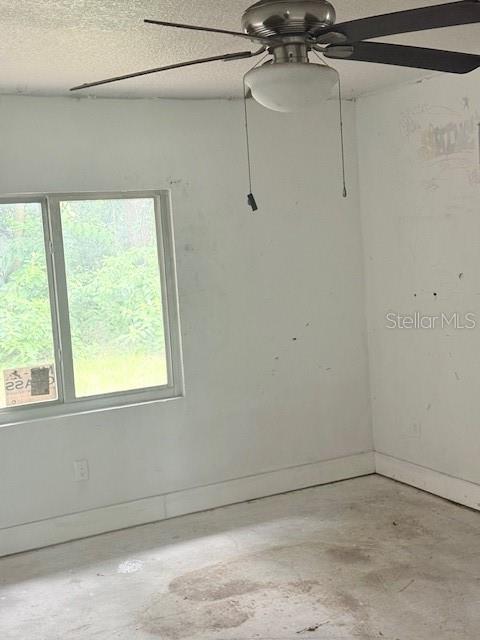 1717 Providence Blvd Property Photo 11