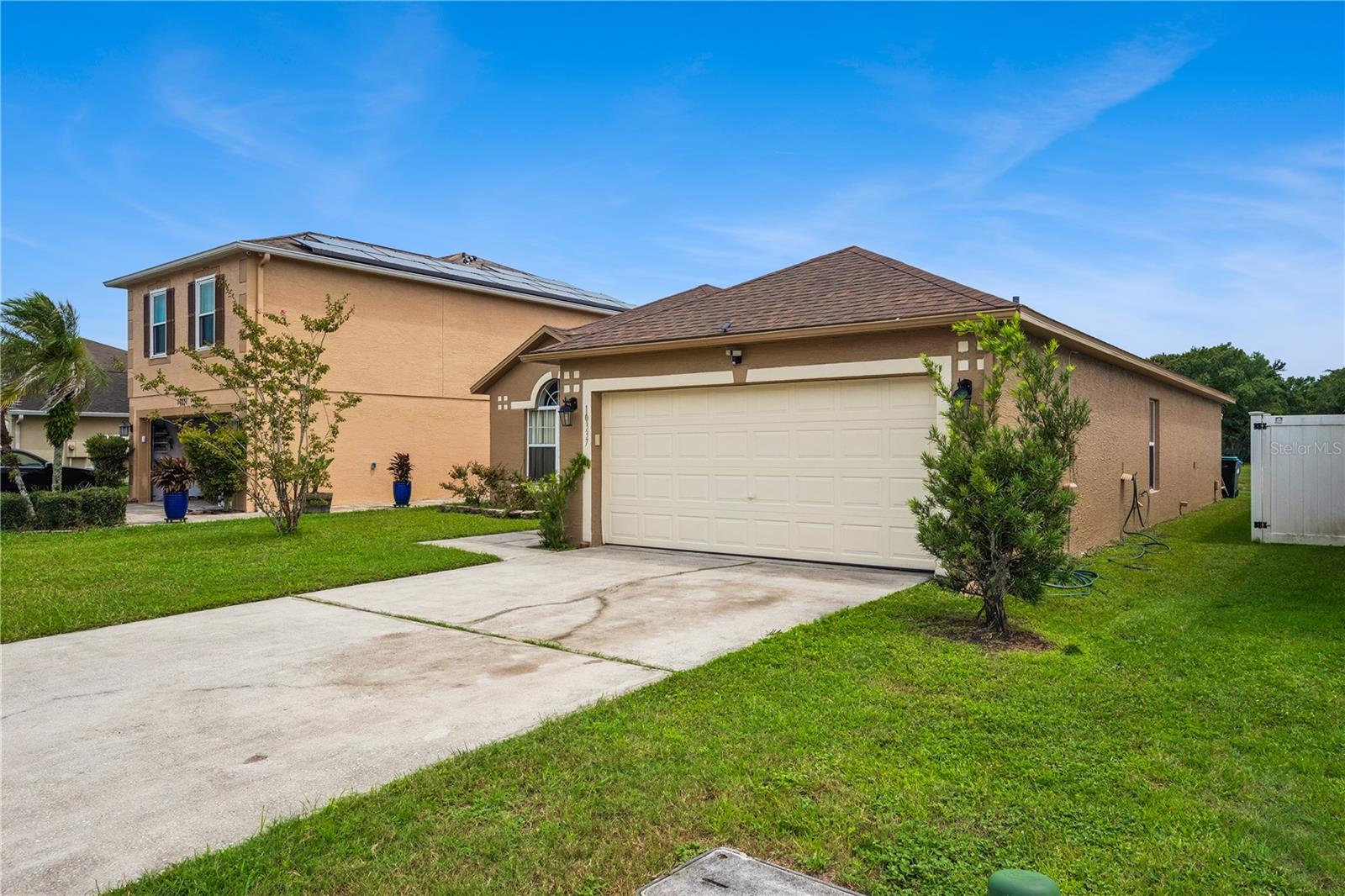 10337 Laxton St Property Photo 3