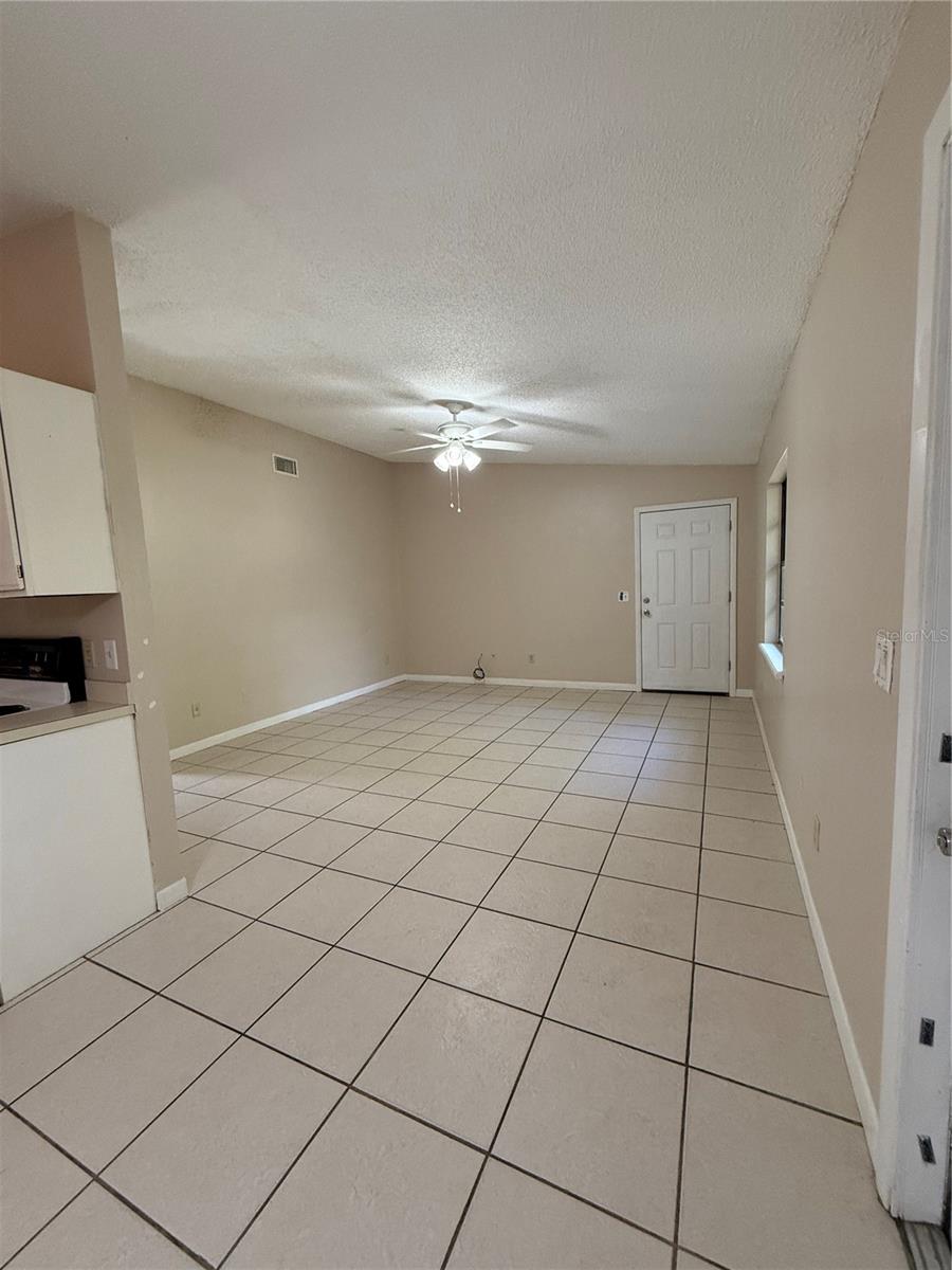 1619 S High St Property Photo 4