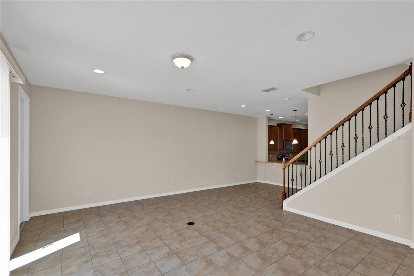 8644 Elder Ln Property Photo 5