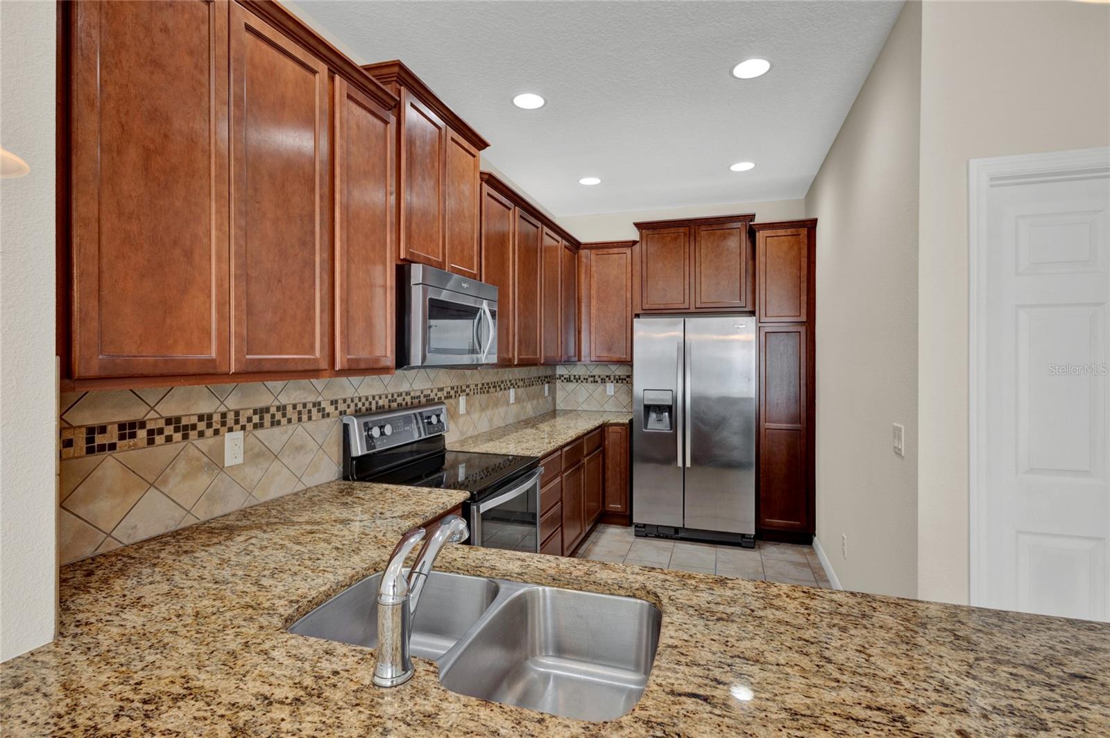 8644 Elder Ln Property Photo 10