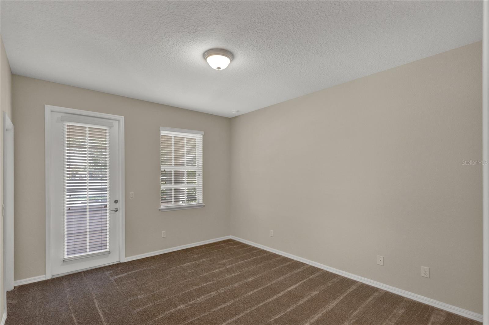 8644 Elder Ln Property Photo 12