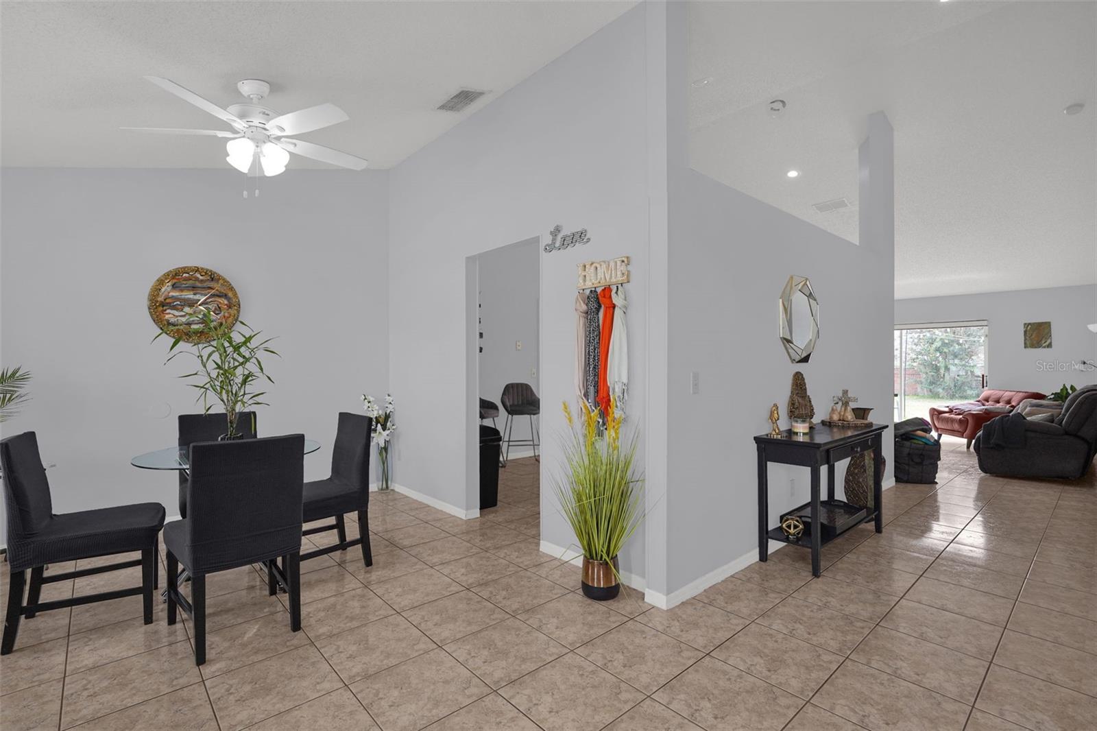 230 Lytton Cir Property Photo 6